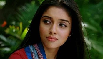 Seedhi Baat with Asin